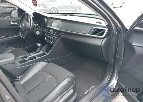 2018 Kia Optima S из США, поврежденный, VIN 5XXGT4L33JG234457